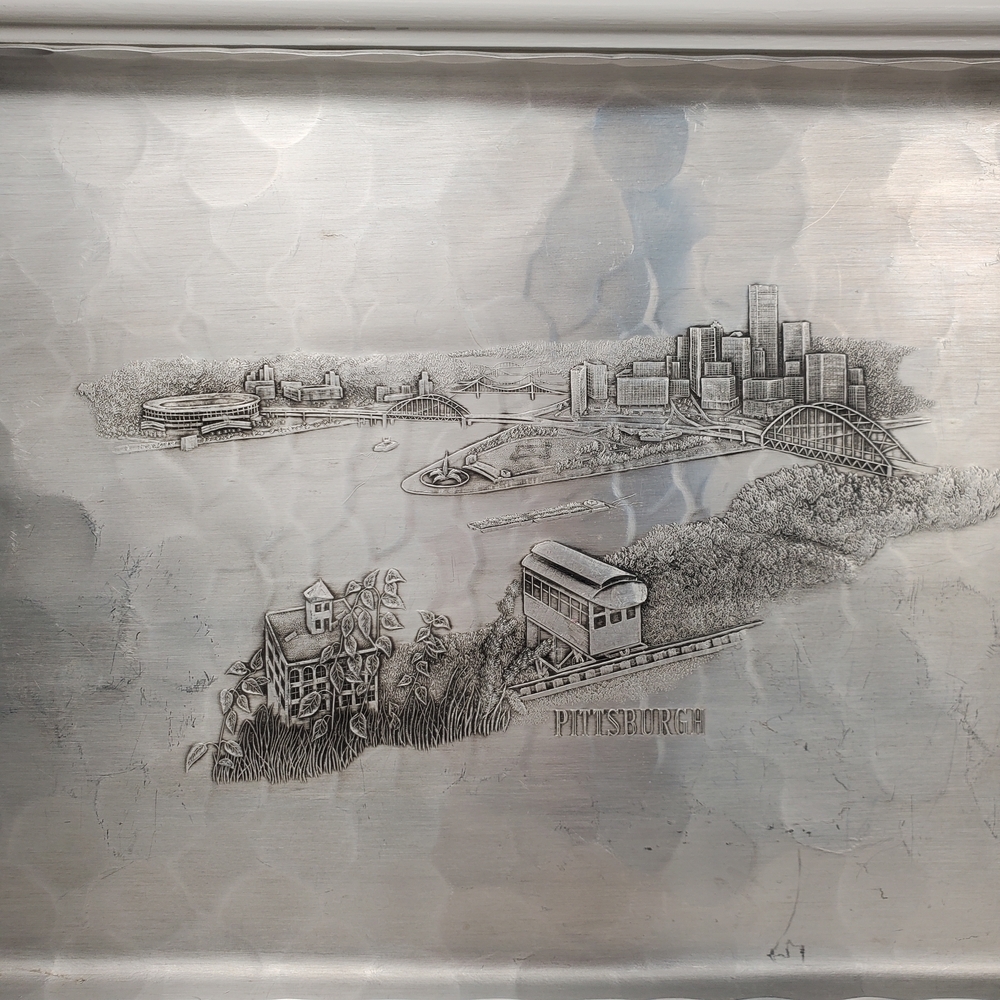 Vntg Hand-Wrought Hammered Aluminum Serving Tray - Pittsburgh Cityscape Etching - Picture 4 of 12